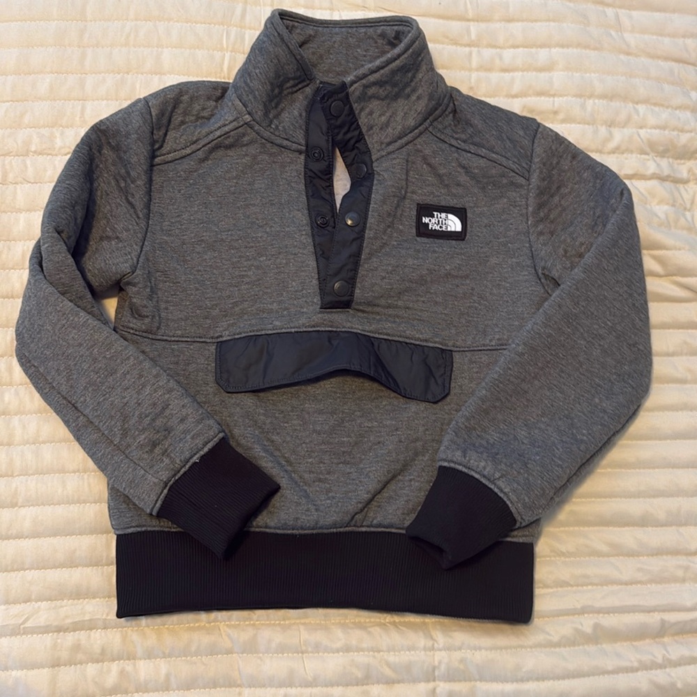 The North Face boys sweatshirt size 7/8